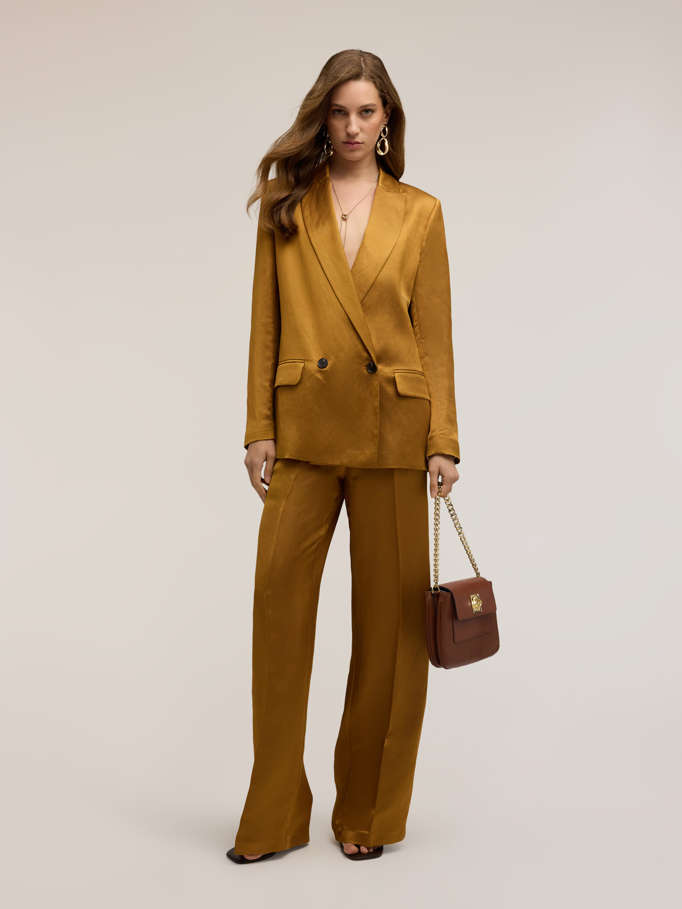 Double-breasted structured jacket in linen blend image number 0