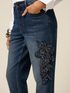 Jeans regulares con parche de joya image number 2