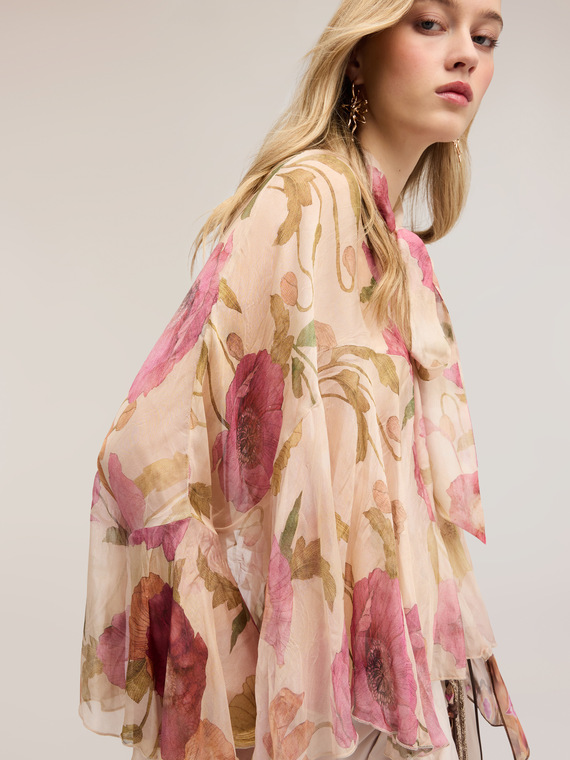 Blouse in silk blend chiffon with print