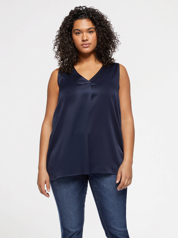 Top with front pleat