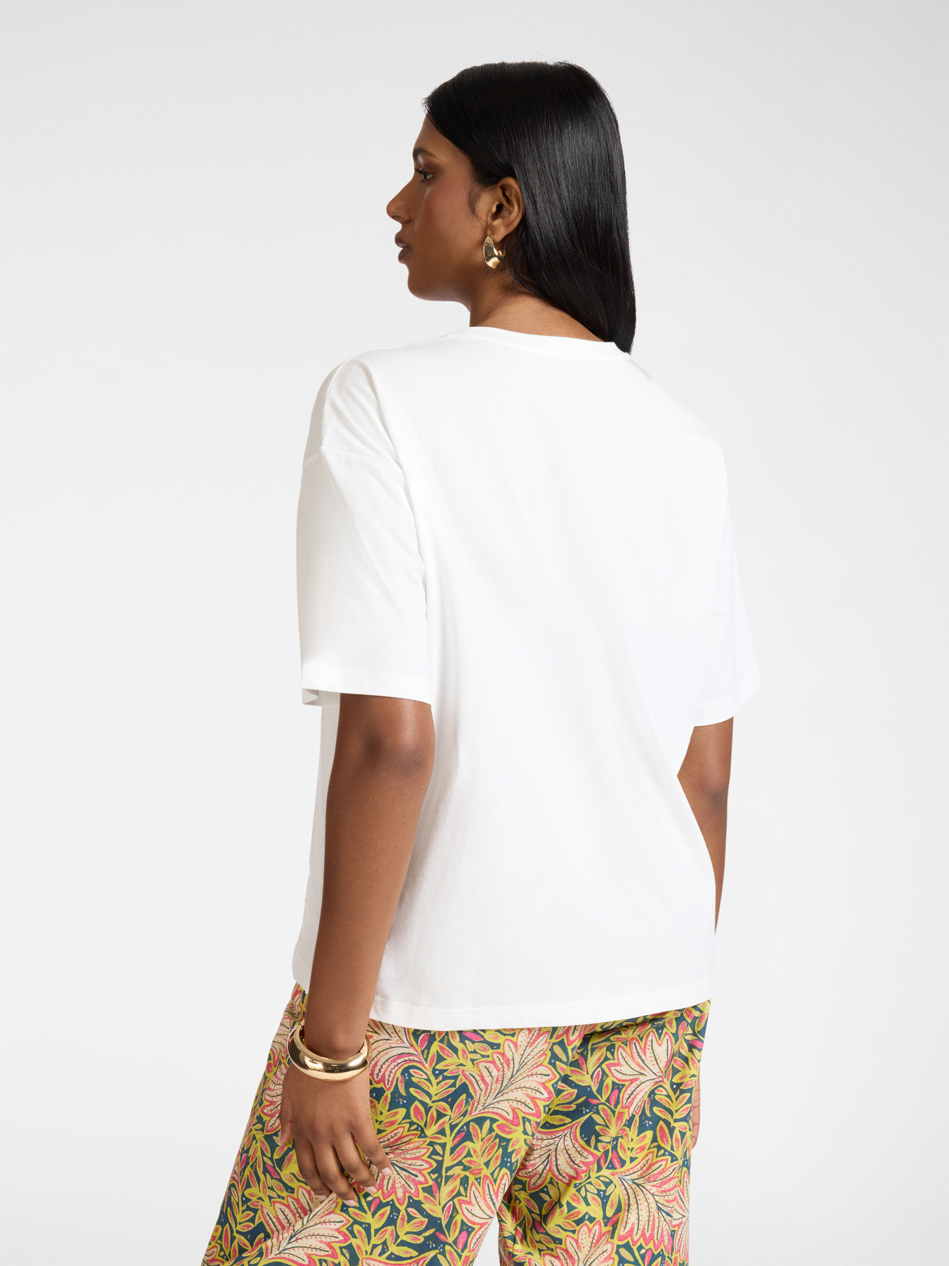 Camiseta de algod&atilde;o com bordado image number 1