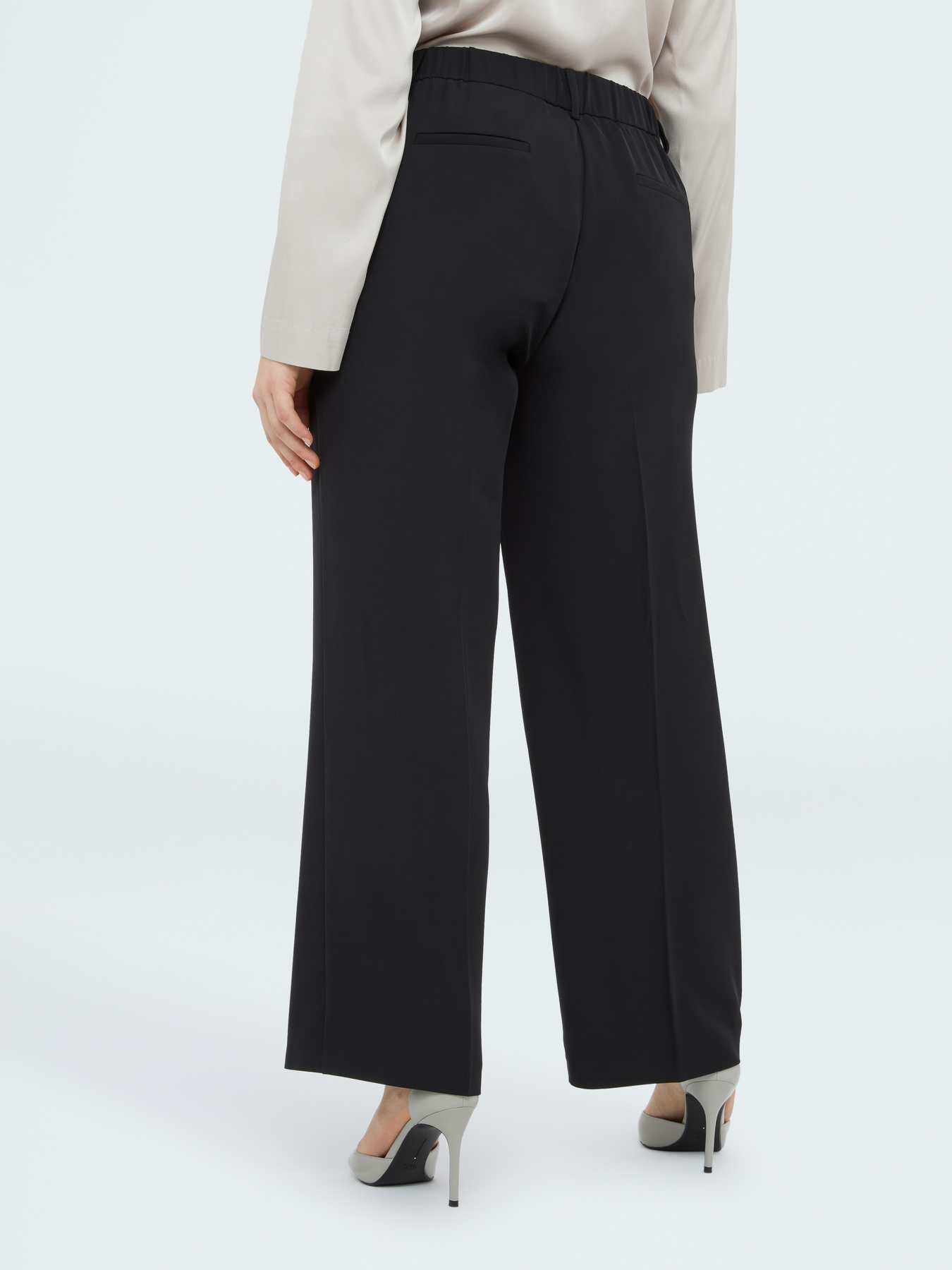 Wide-Leg-Hose aus flie&szlig;endem Stoff image number 1