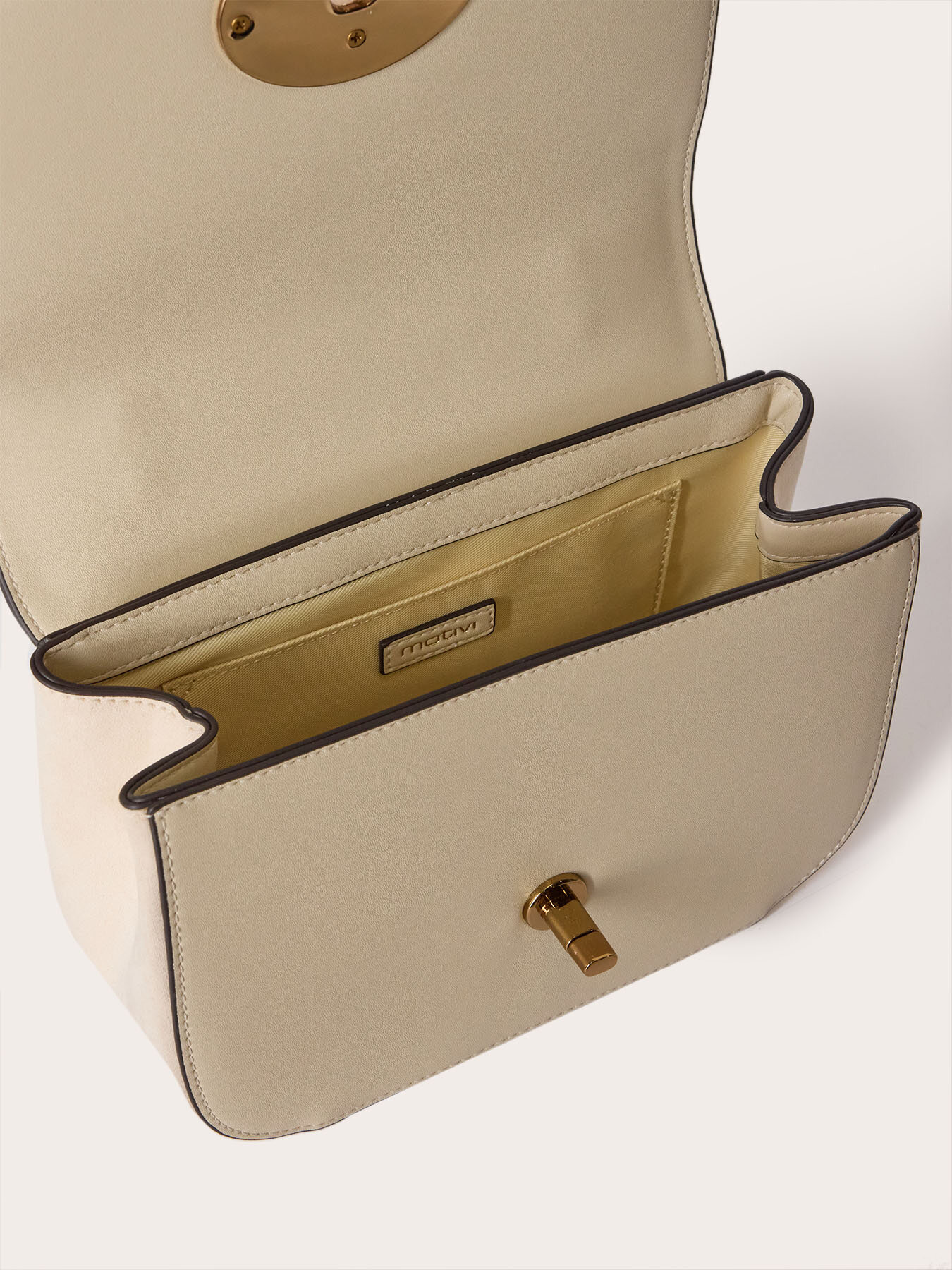 Small bag with chain strap image number 4