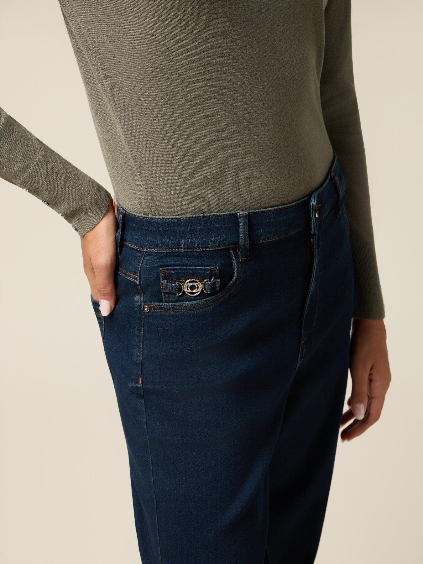 Jeans boyslim a lavaggio blu scuro image number 2