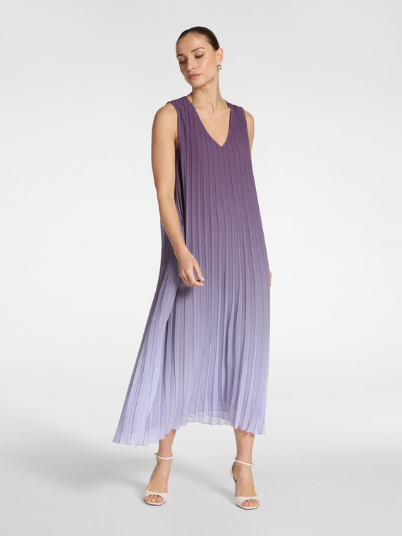 Langes Plissee-Kleid