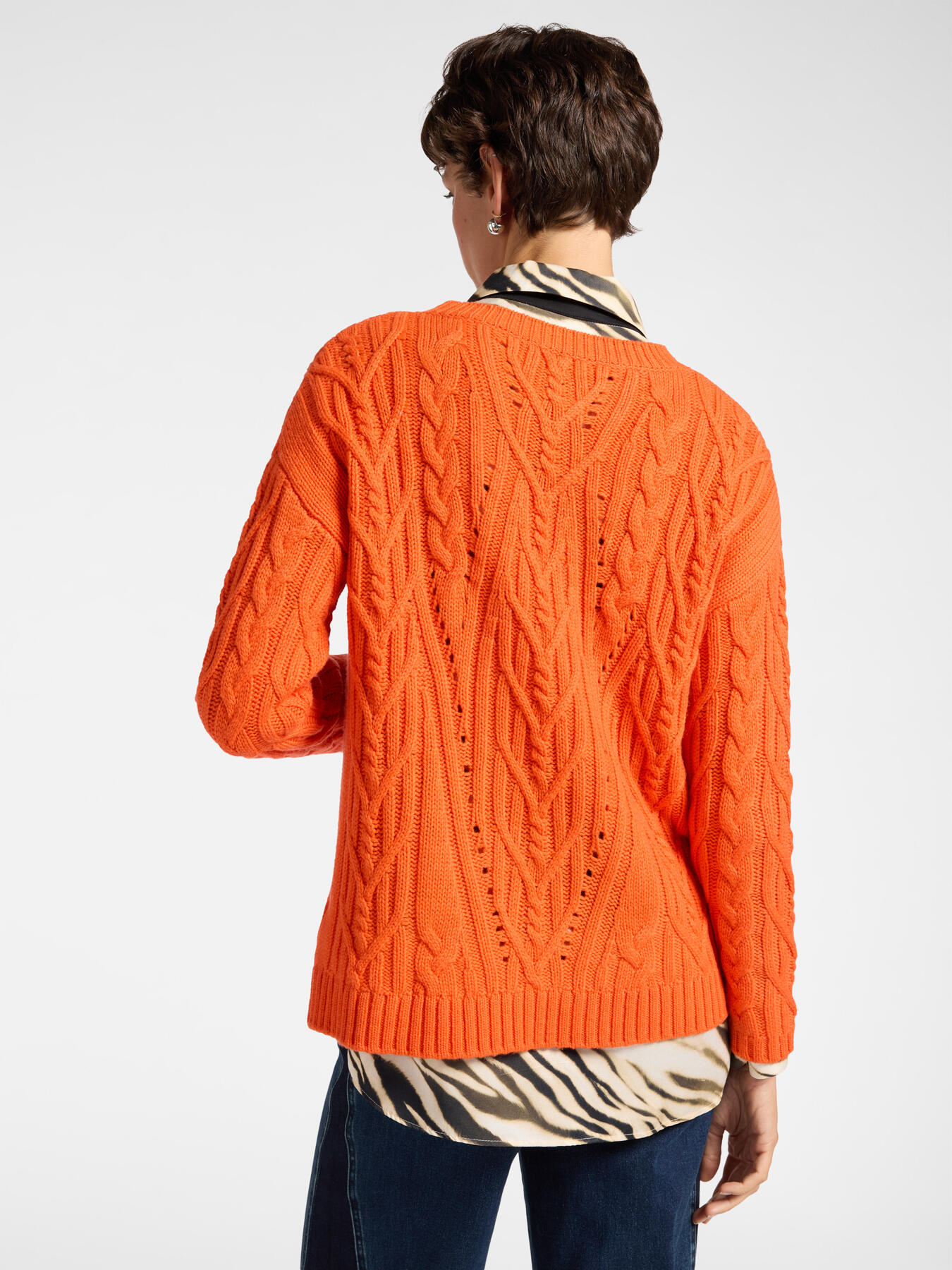 Wool sweater with workmanship image number 1