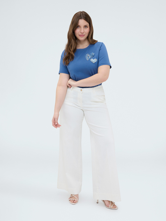 Cotton t-shirt with hearts and rhinestones