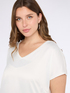 T-shirt bimaterica con scollo a V image number 3