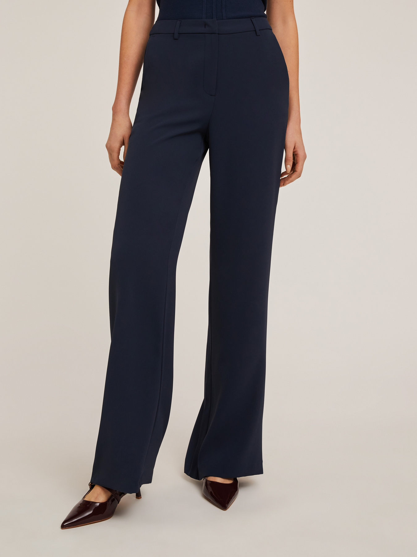 Pantaloni palazzo in envers satin image number 0