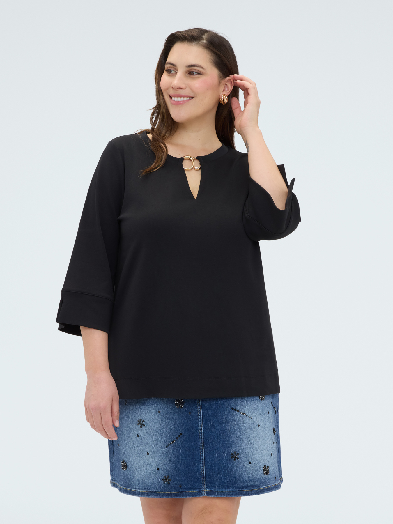 Jersey sweatshirt with neckline detail image number 3