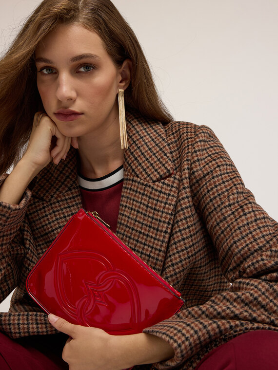Flache Tasche aus glänzendem beschichtetem Stoff