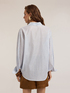 Gestreifte Lurex-Hemdbluse mit lockerer Passform image number 1