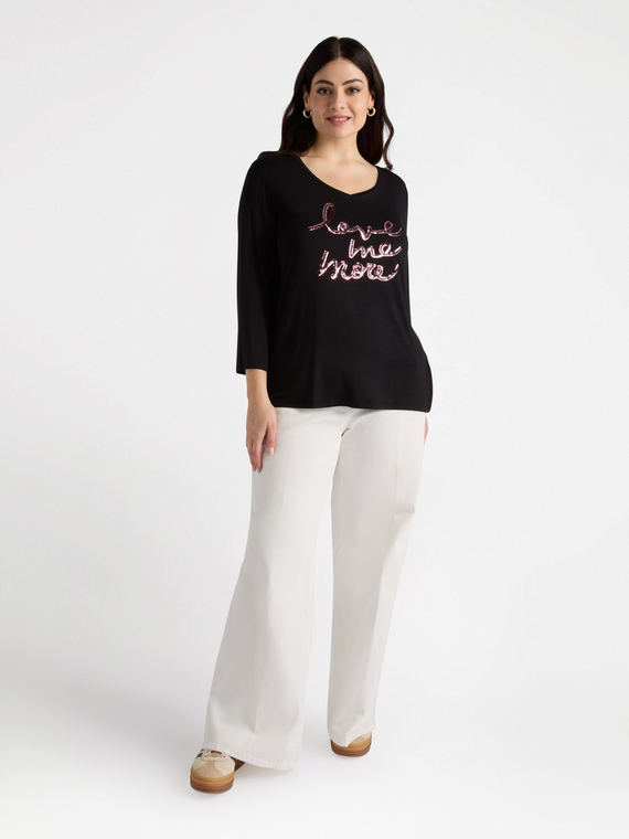 Besticktes T-Shirt aus Viskose LENZING™ ECOVERO™