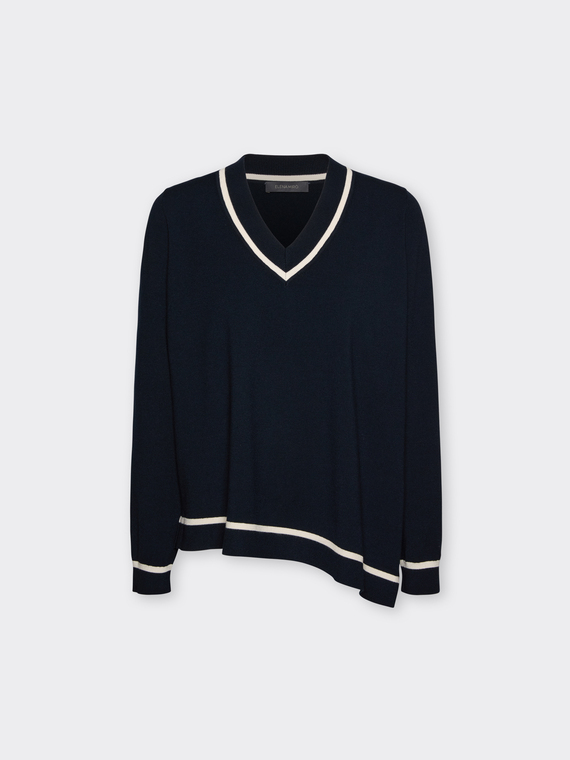 Asymmetric viscose blend top