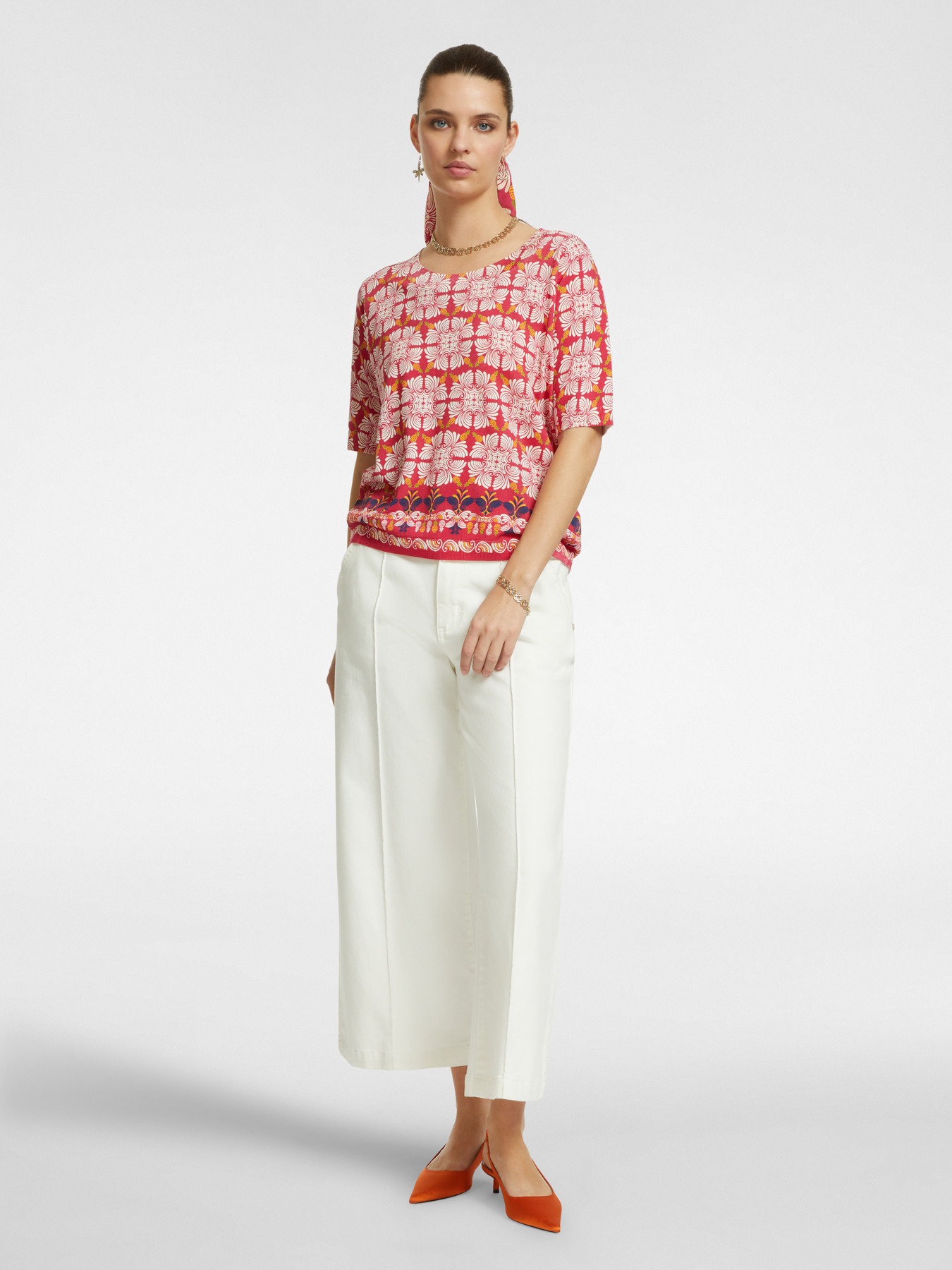 Bedruckter Pullover image number 2