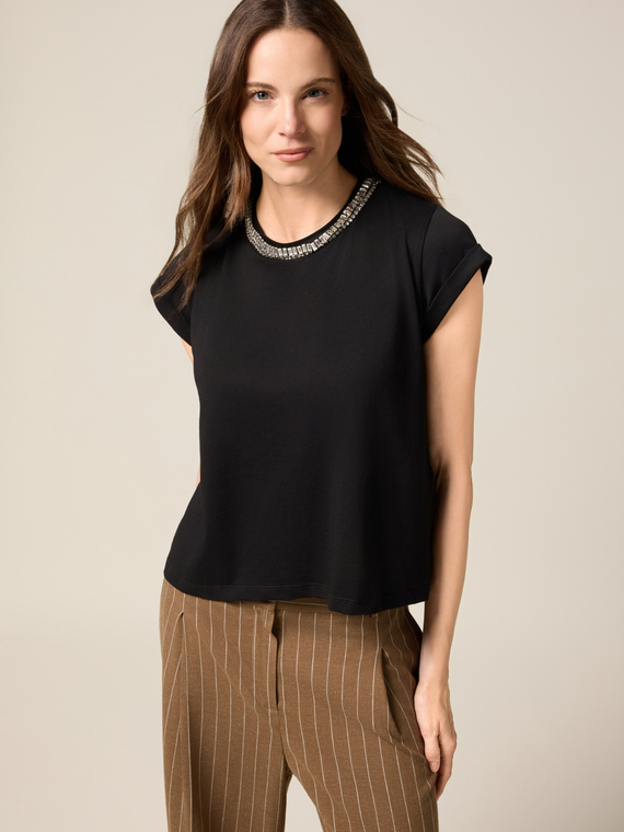 T-shirt with jewel appliqué