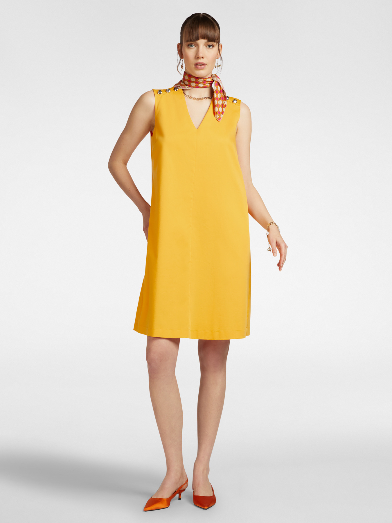 A-line dress with buttons on the shoulders image number 0