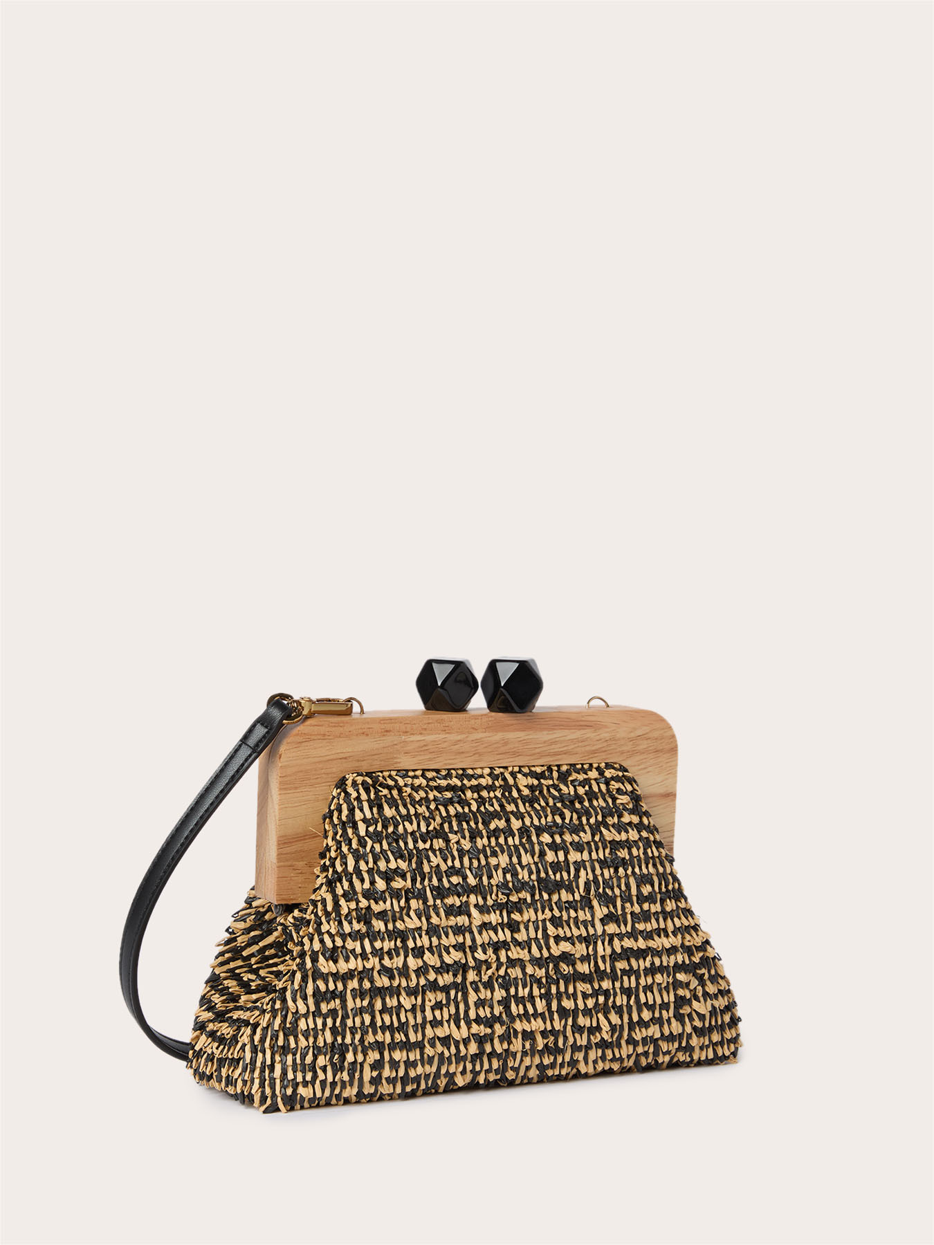 Woven raffia clutch with wooden clasp image number 3
