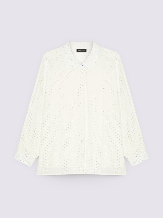 Camisa de georgette con micro tachuelas