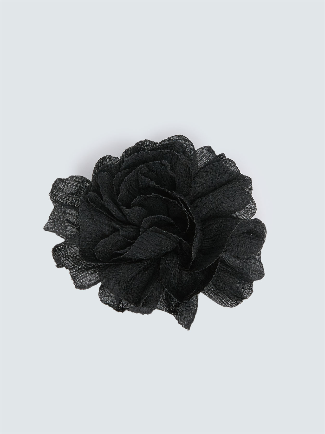 Collier avec broche fleur en tulle image number 4