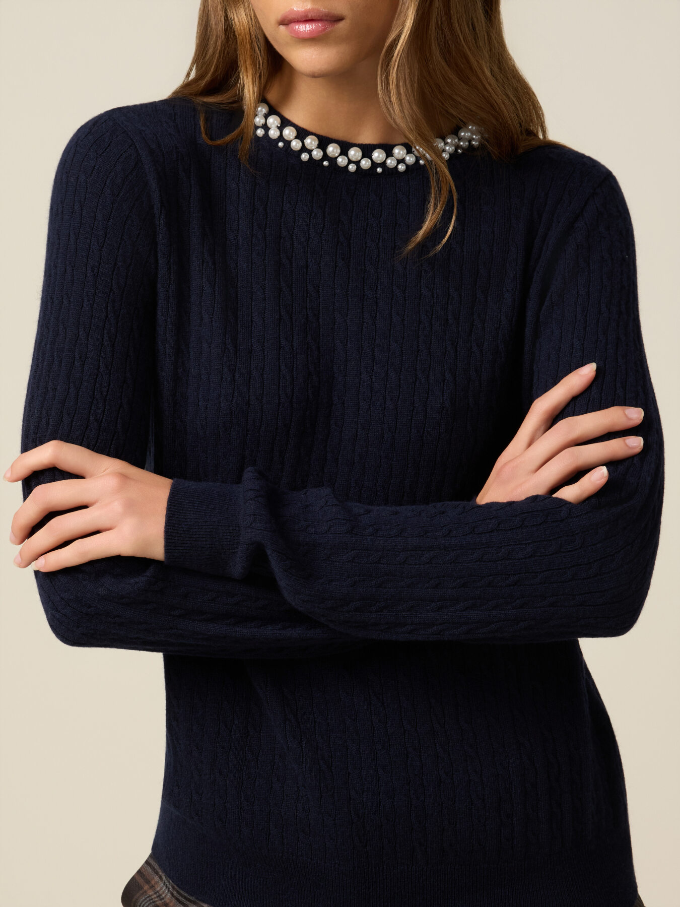 Maglia misto cashmere con applicazioni image number 2