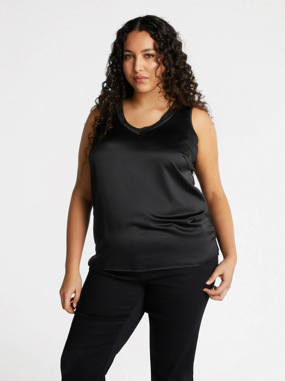 Dual fabric V-neck top