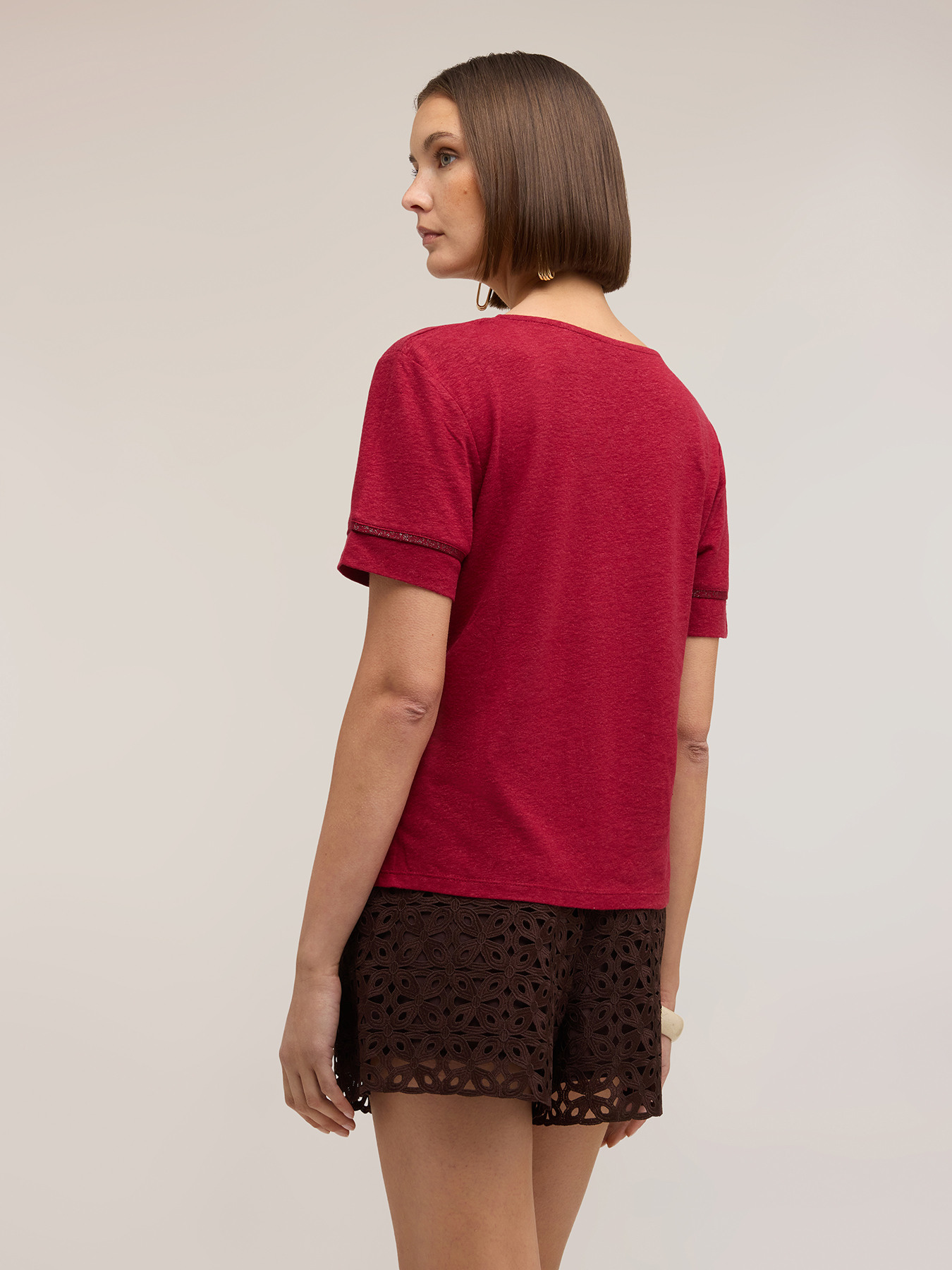 Tricou din amestec de in cu profile aurii image number 1