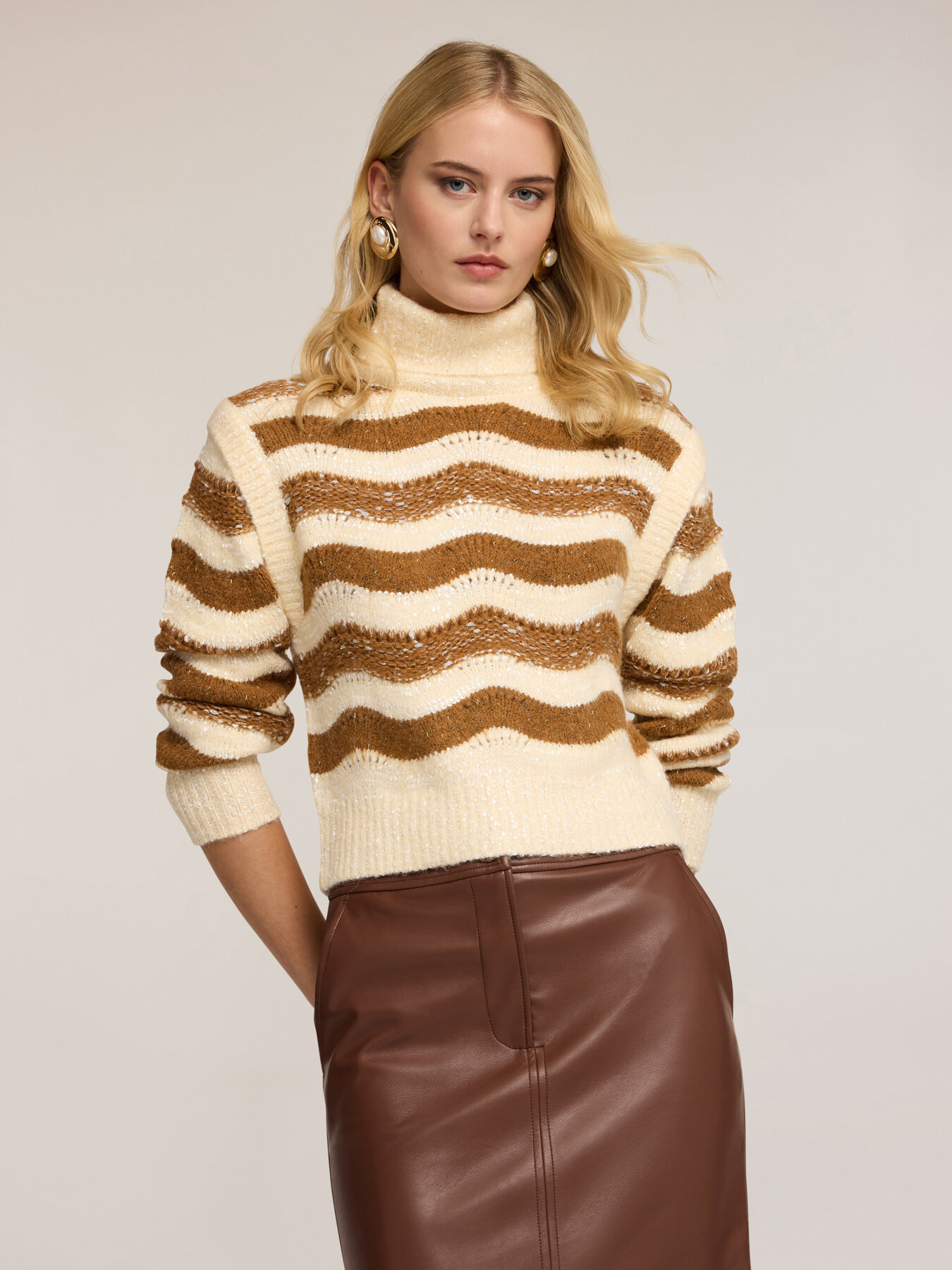 Pulover cu g&acirc;t &icirc;nalt din tricot gros cu model &icirc;n dungi image number 2