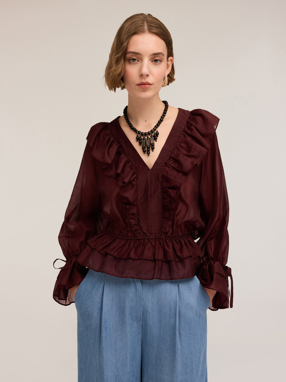 Blusa in voile con volants