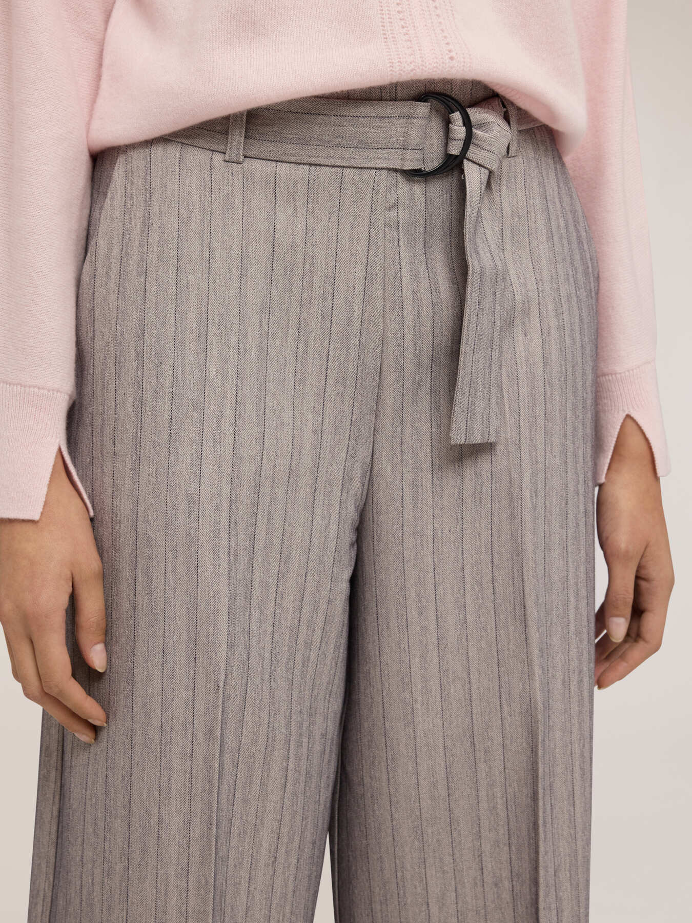 Pinstriped palazzo pants with belt image number 3