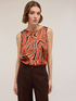 Flowing printed top with rear slit image number 2