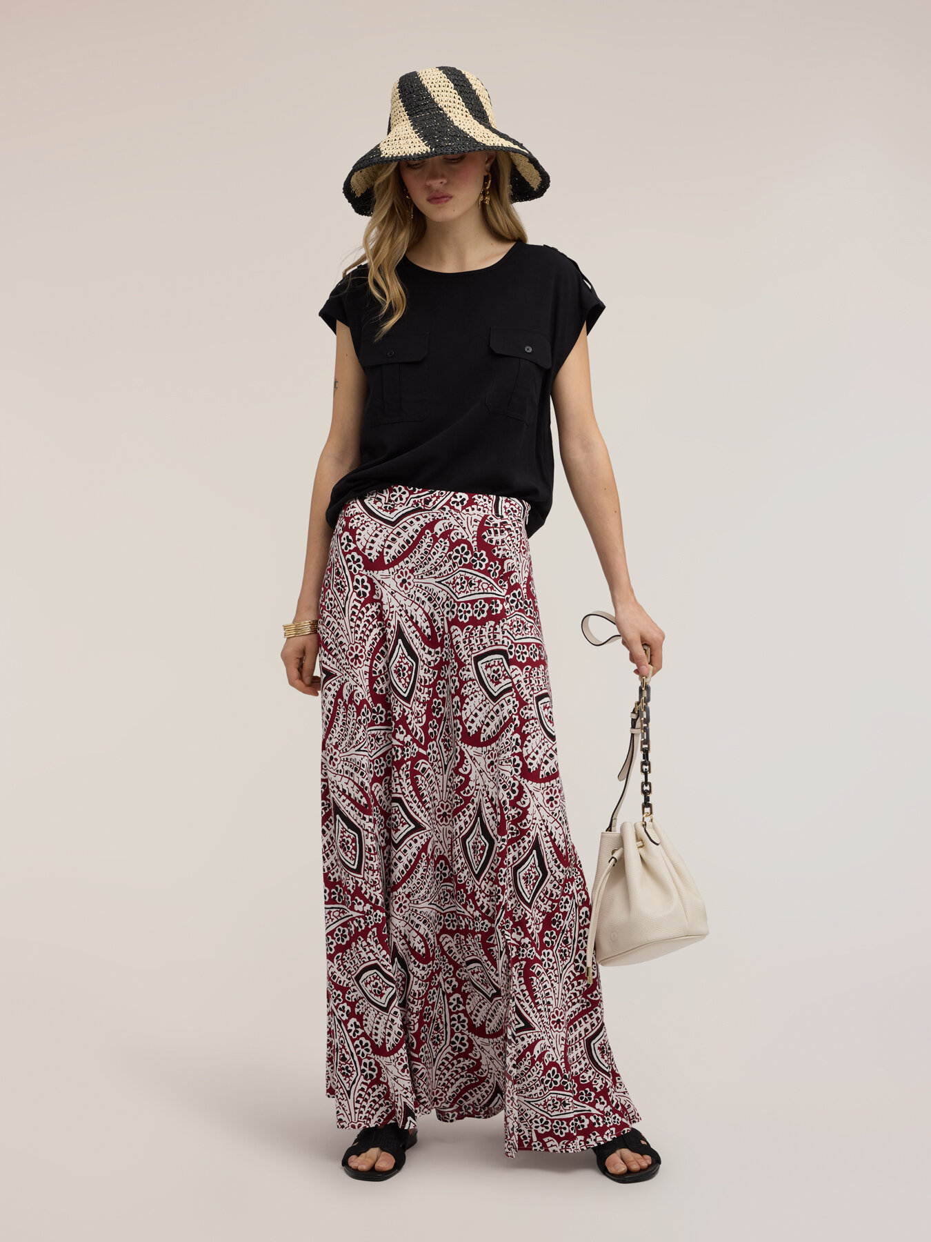 Viscose blouse with pockets image number 2
