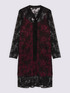 Vestito in pizzo con sottoveste a contrasto image number 6