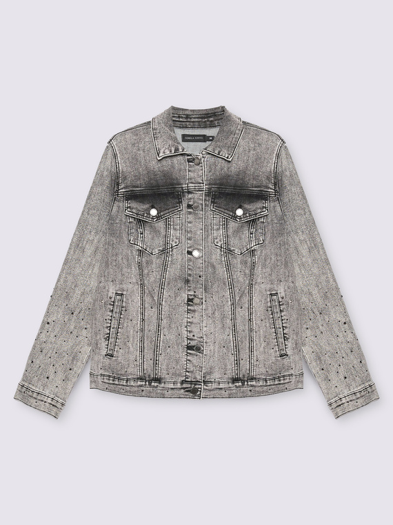 Chaqueta de mezclilla con detalles brillantes
