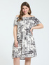 Off-Shoulder-Kleid mit exotischem Print image number 3