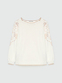 Pullover mit Blumenstickerei image number 4