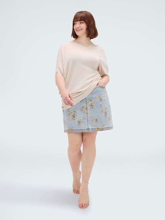 Asymmetrischer Strickpullover aus Viskosemischung