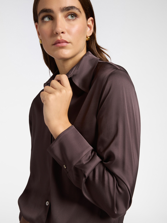 Hemd aus Stretch-Satin