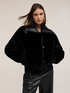 Chaqueta efecto teddy con cuello alto image number 2