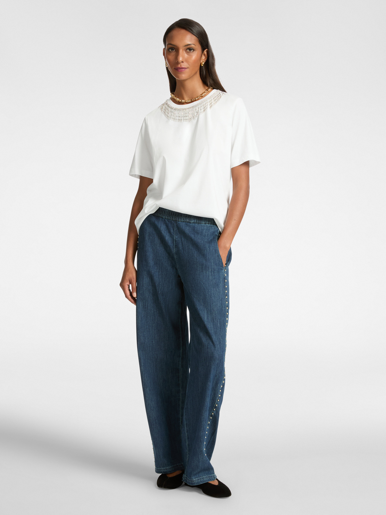 T-shirt com franjas de strass image number 2