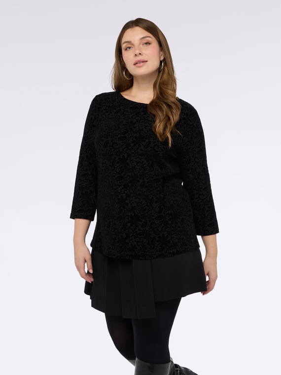 T-shirt in jersey con stampa pizzo in rilievo