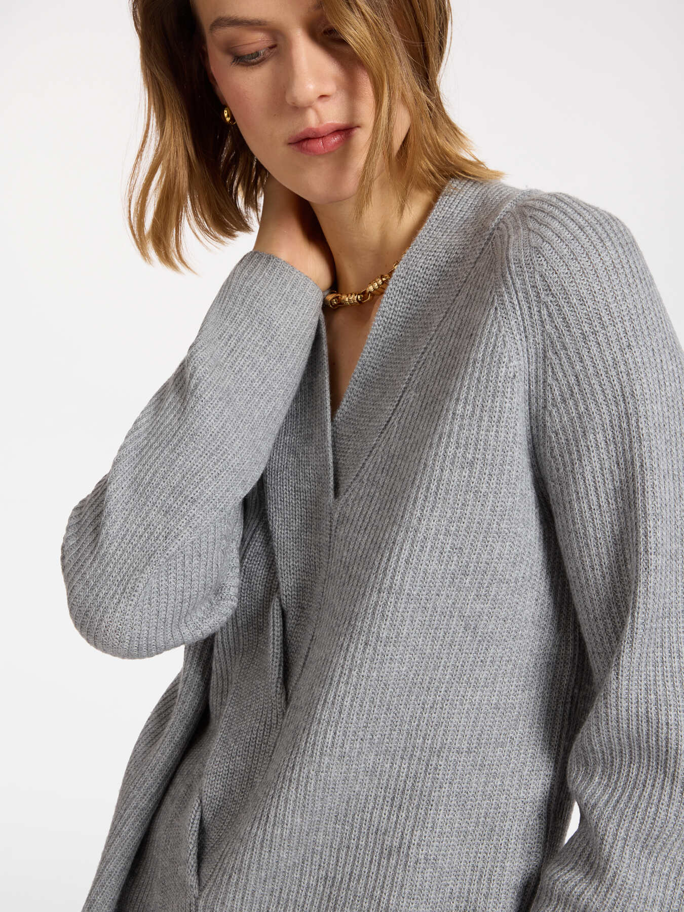 Sweater with maxi braid image number 3