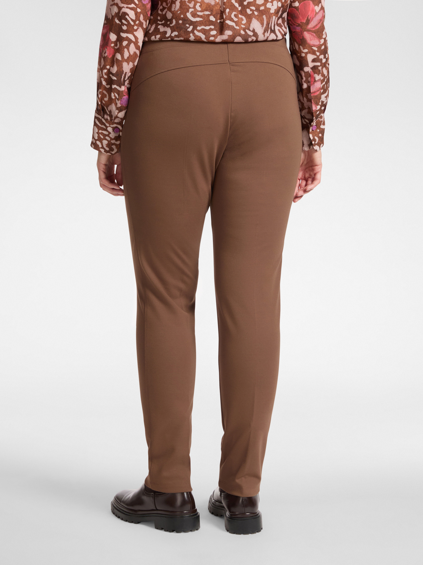 Slim-fit trousers in Milanese stitch image number 1
