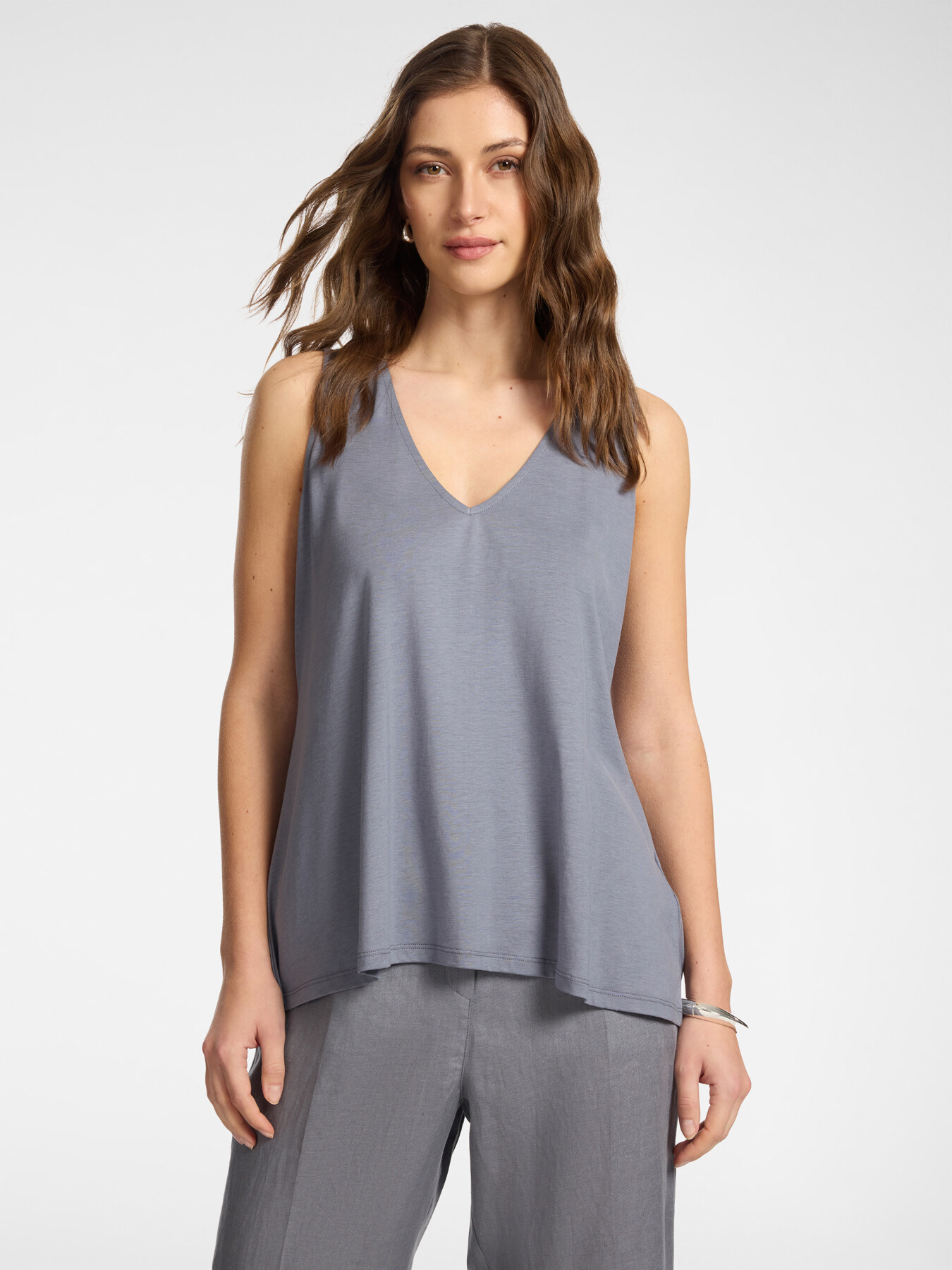 Mixed lyocell top with V-neck image number 0