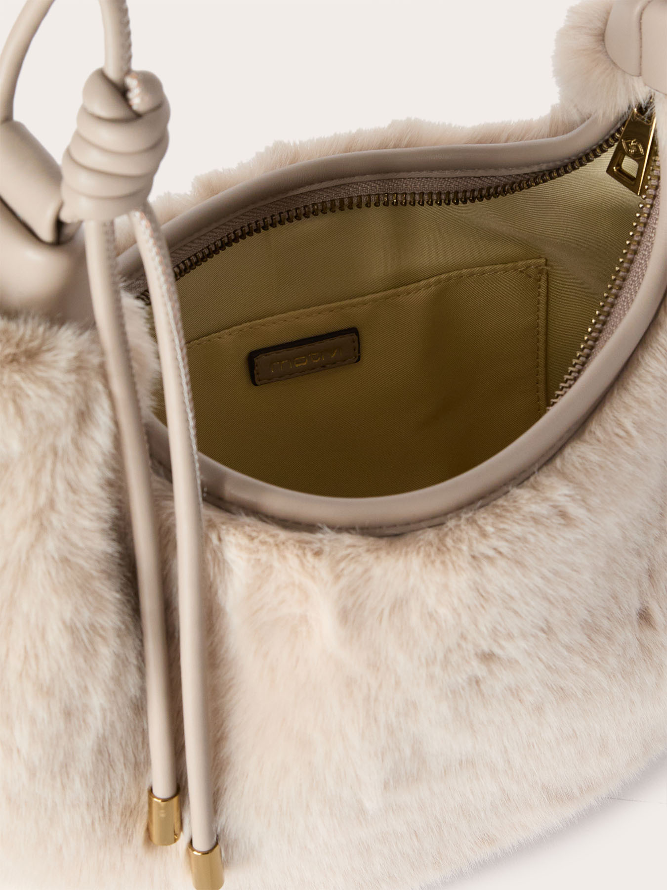 Plush effect hobo bag image number 4