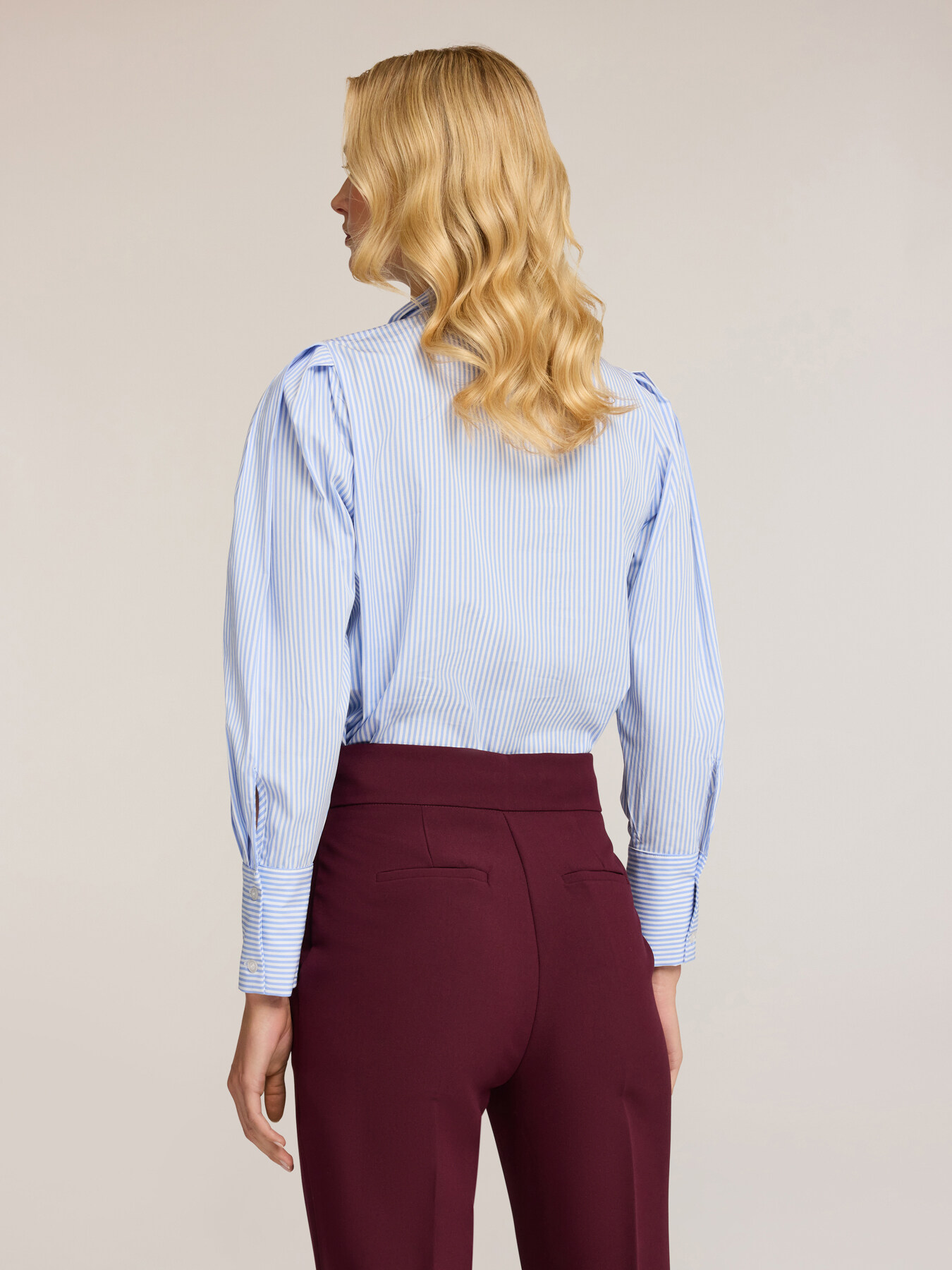 Baumwollpopeline-Bluse mit Schleife image number 1