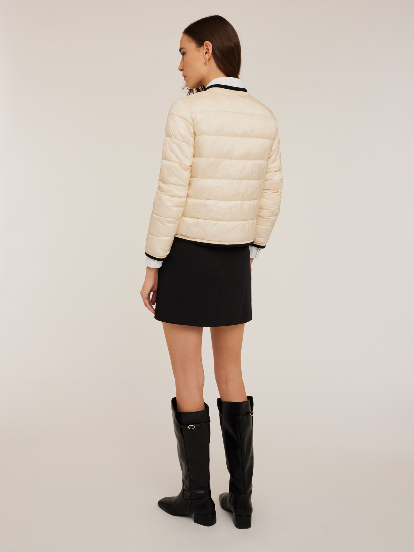 Doudoune rembourrée avec bords contrastants image number 1