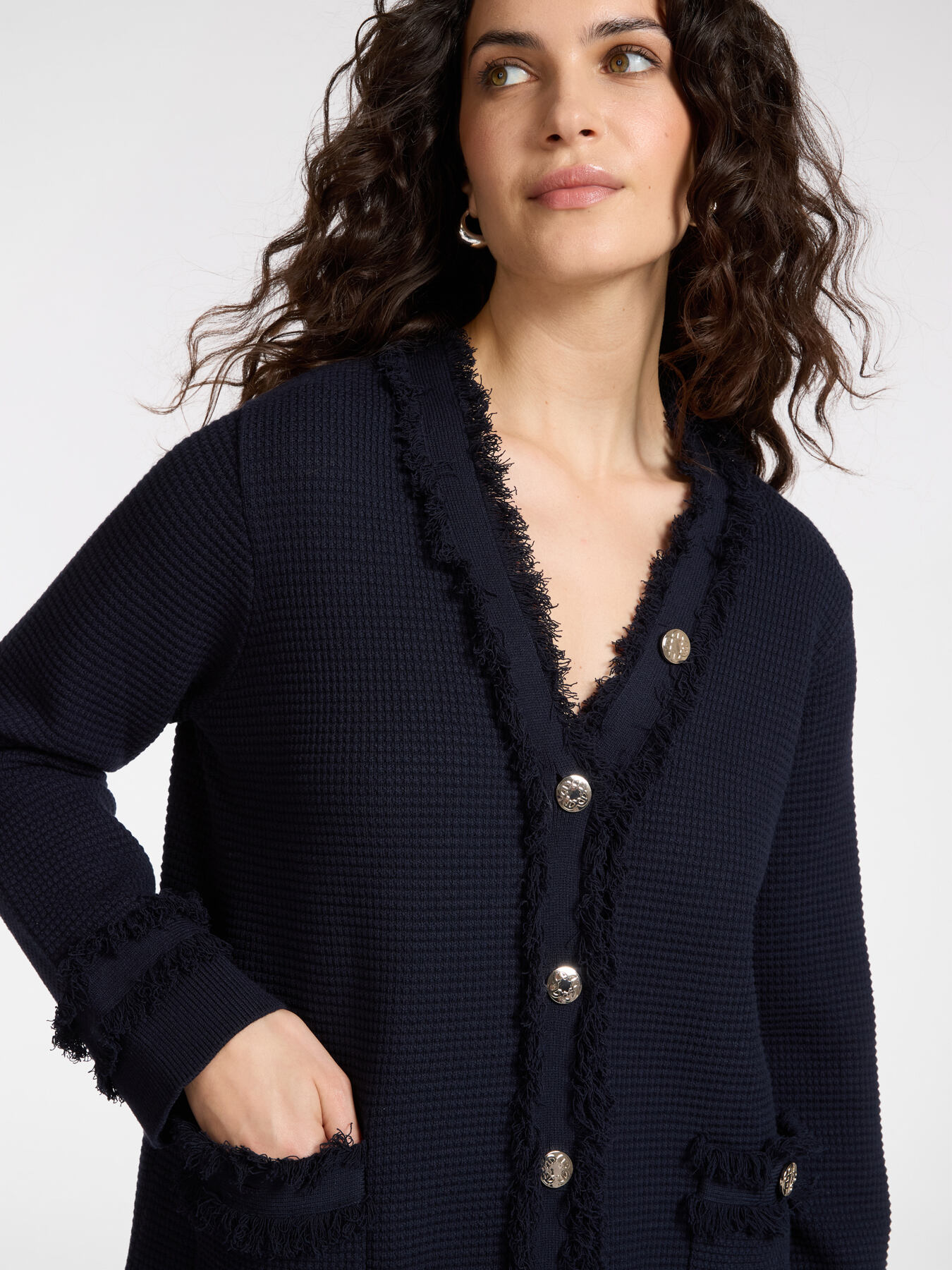 Cardigan misto viscosa con frange image number 3