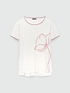 Camiseta con bordado floral image number 4
