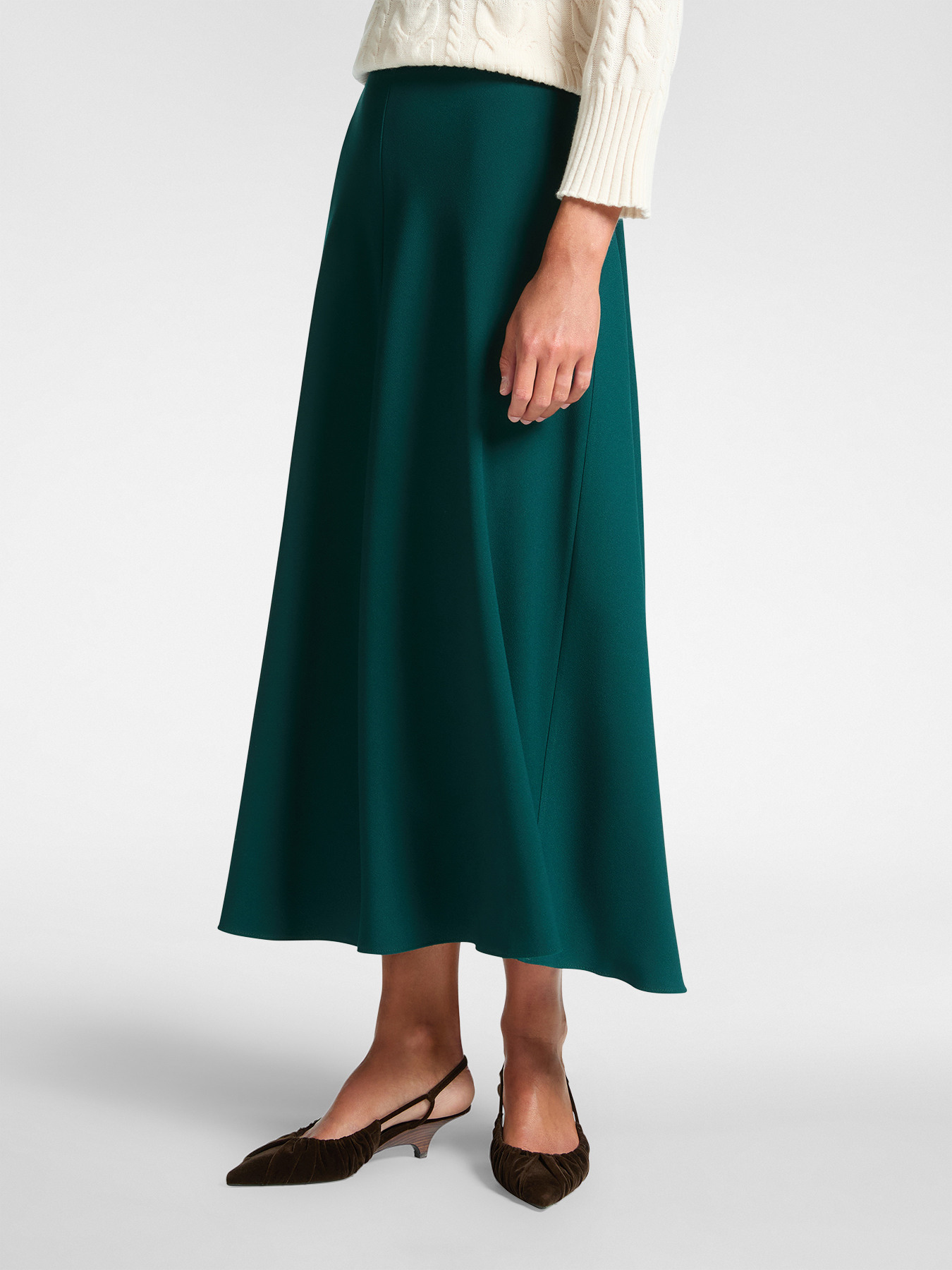 Long skirt image number 2